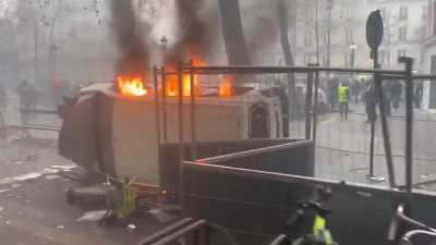 Paris looking like the Ukraine today!