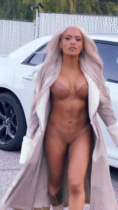 Zelina Vega