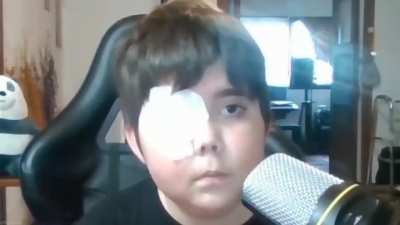 TOMII CHAD.