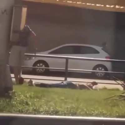 Brazilian man disarms mugger, kills him with his own pistol