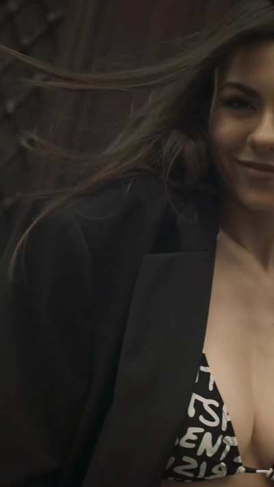 Victoria justice 