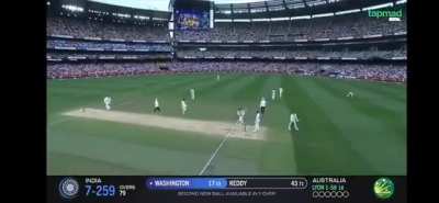 Australian commentator Kerry O'Keffe calling Lyon 'taklu' (Translation :- bald)