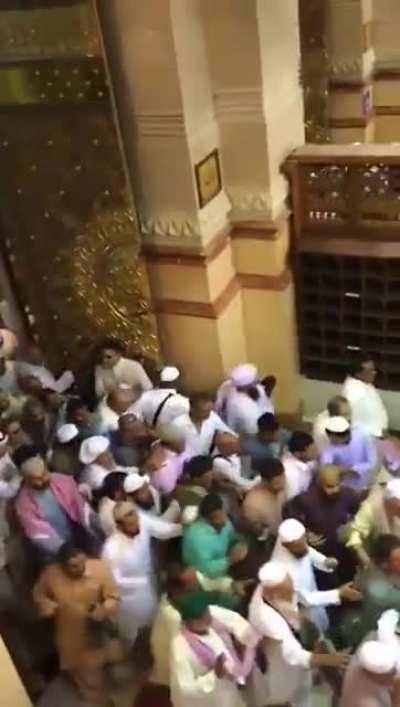 Typical morning in the Holy Mosque of Medina
