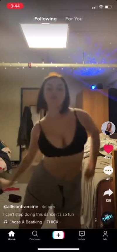 fuck she’s fine