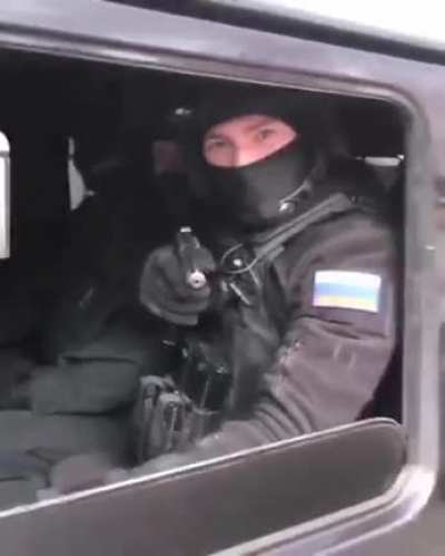 Enfrentando um péssimo motorista em Moscou