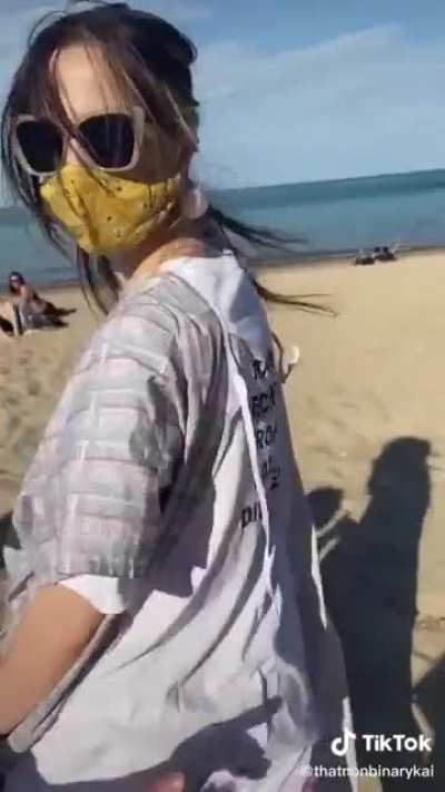 Pretending to be psych patients on tiktok for clout