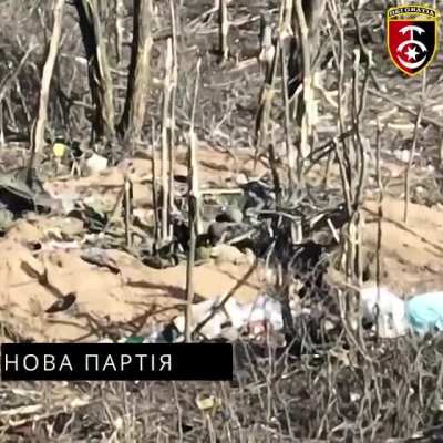 Russians immobilized in Donbass has already managed to get to know the drone operators of the 30th OMbr of the Armed Forces of Ukraine. Date unknown. Music from source.