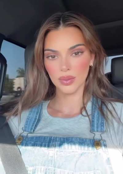 Beauty in overalls