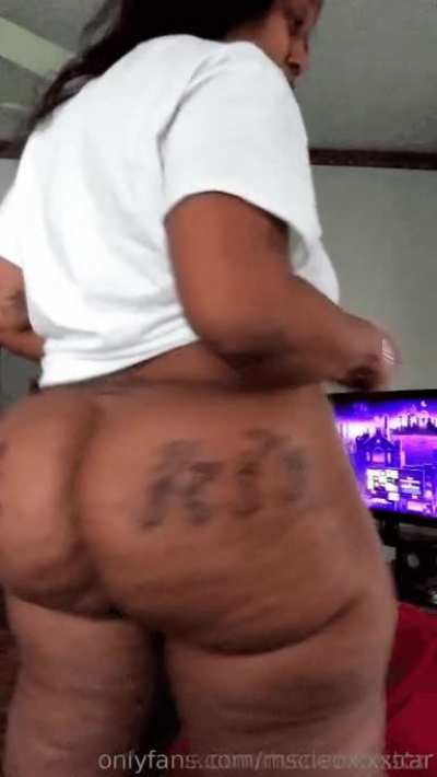 One of my all-time favorites Ms. Cleo😍 she is thick as ever these days and I love it😤