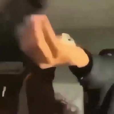 Yo subo aquí mis memes porque en otros servidores no me pescan