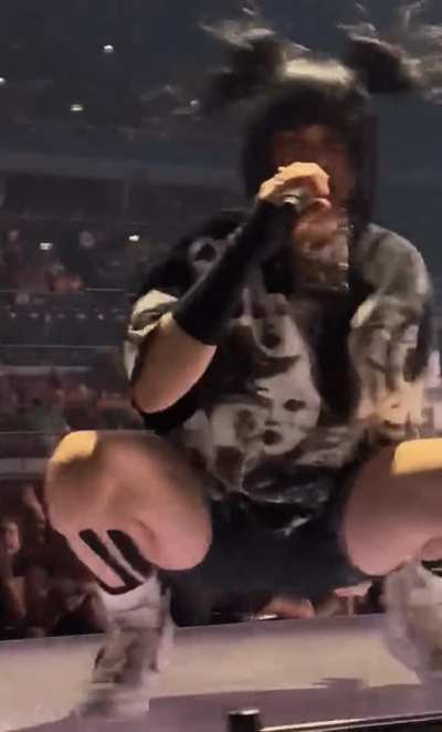 Bouncing on stage