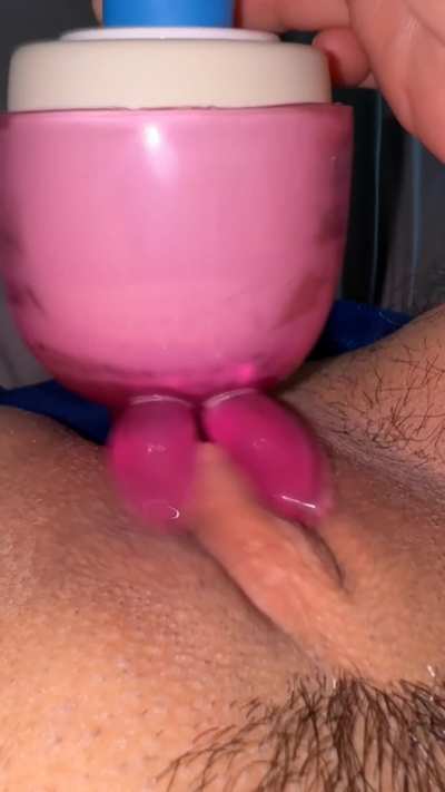 This toy feels so good 🤤
