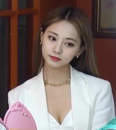 210705 Tzuyu