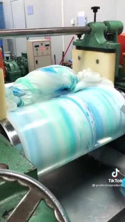 Satisfying mix of silicone