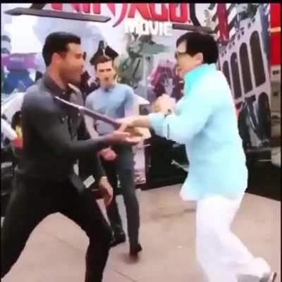 Amazing Jackie Chan Self-Defense Skill Demo