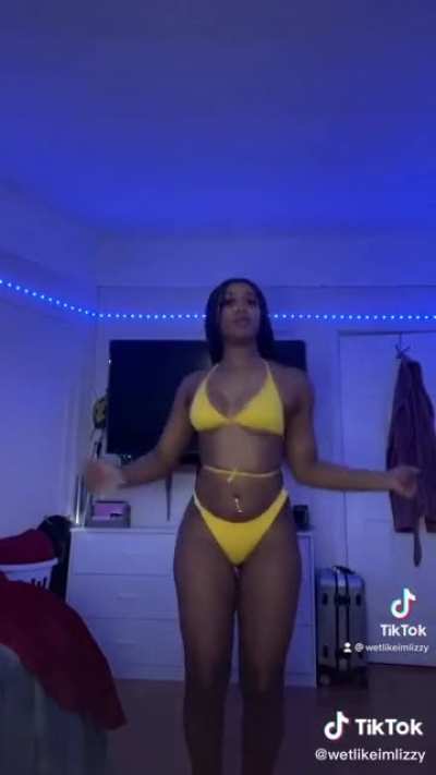 Tiktok @wetlikeimlizzy