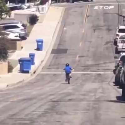 This kid crashing into trash cans syncs up perfectly with Phil Collins' 