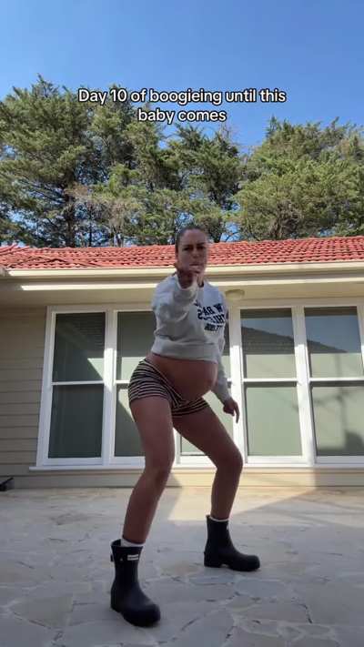 Boogieing