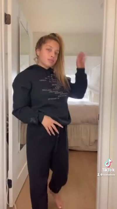 Kiana Lede's silhouette challenge