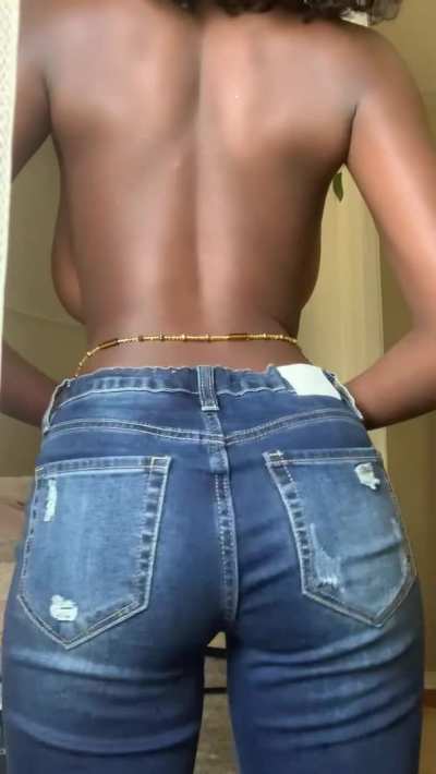 As good as these jeans look on, they are better off 😋