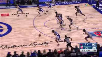 [Highlight] Tyrese Maxey steals it from Cade and scores the fast break lay-in, and on the very next play Thybulle reads the pass and takes it down the court for the two-handed slam!