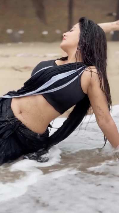 Rashi Singh 
