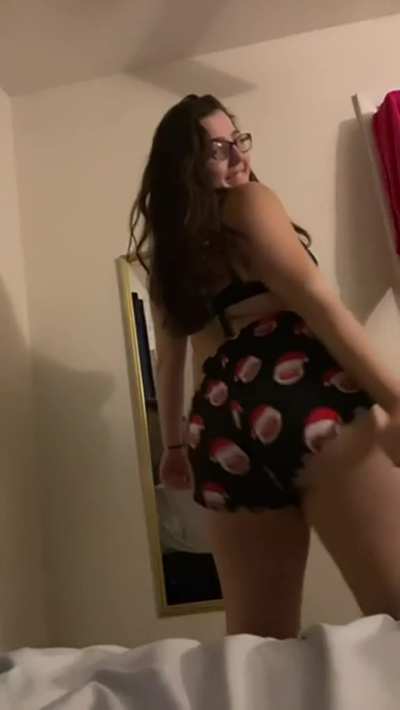 Can I park this ass on your face