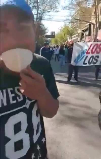 No se si este video es esperanzador o todo lo contrario. (No saben ni porque fueron a la marcha)