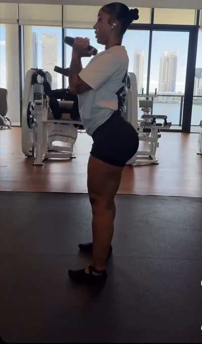 Ari
