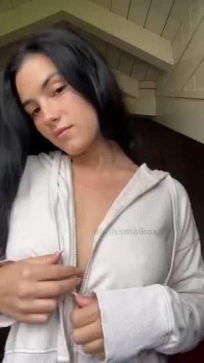 Nice hard nipples ✨