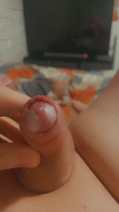 Lick up mommys creamy, superior girlcock