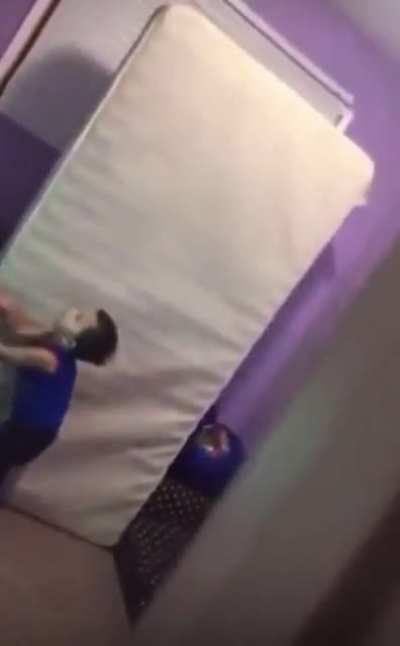Bed Flop