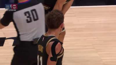 [Highlight] Trae Young gets the tech for “open your eyes” motion towards a referee