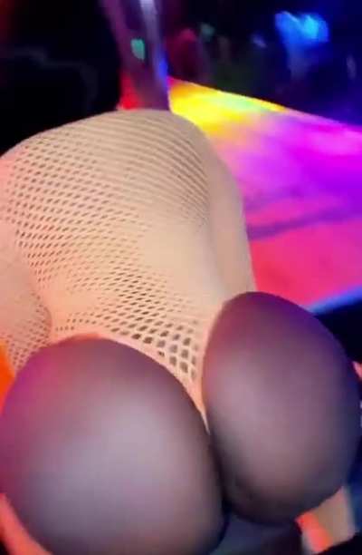 Lambo<wbr>rghin<wbr>iBodi<wbr>ezz #Appr<wbr>oved😍<wbr>🍑✅