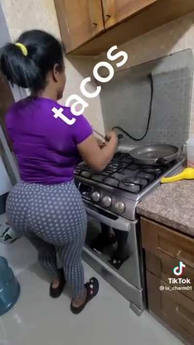 Tacos & 🍑