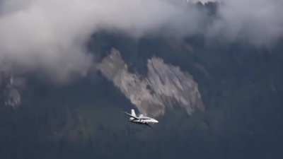 Mihaly in an F-18C
