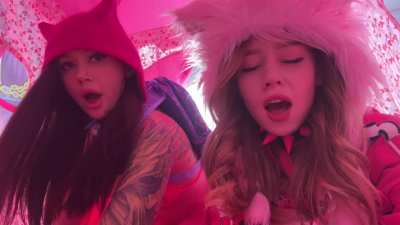 Sex tent (Purple Bitch and Anne Litt)