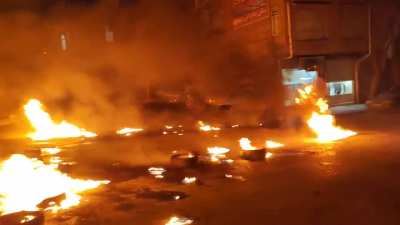 Tonight, Protests Continue in Sanandaj City, Iran. The protestors have taken over and blocked multiple roads in this city so far.