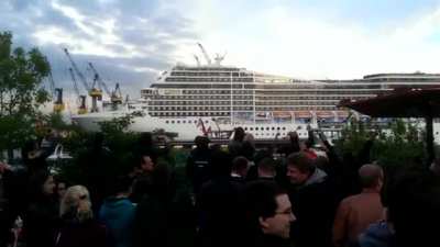 Эпичной мелодии эпичное воспр<wbr>оизве<wbr>дение