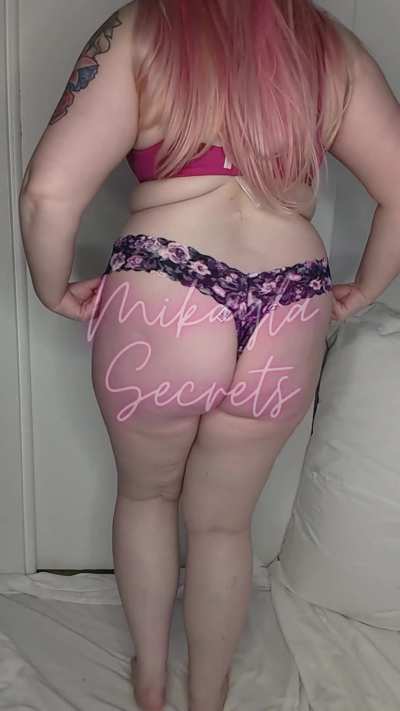 Hubby isn't home, wanna cum over
