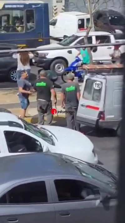 Pelea de tránsito... Otra vez