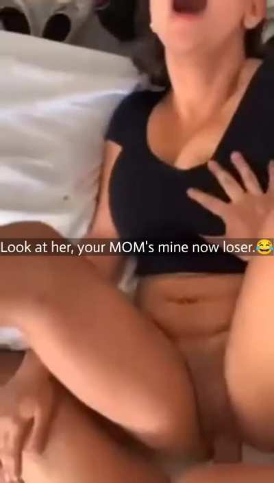damn, she is a hot mom