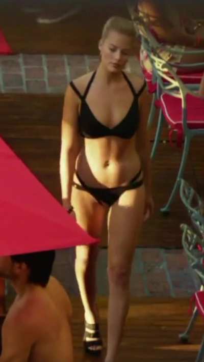 Every inch of Margot Robbie's tight sexy body needs to be devoured 🤤🔥💦