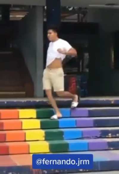 pluma gay xd