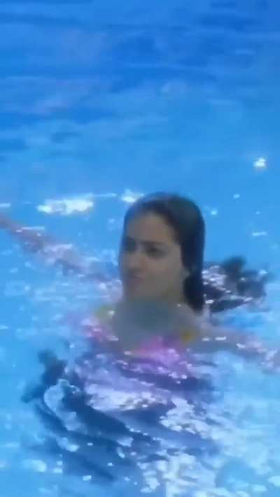 Simran Hot