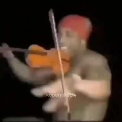 🎻