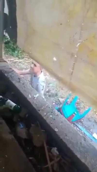 Top G star Andrew Tate teaches a man a lesson after he refused to have gay sex with an alpha male like him💪💪<wbr>💪