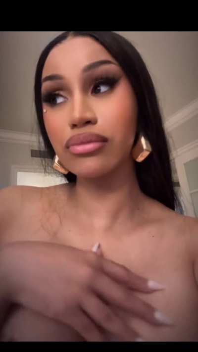 Cardi B Joi 🍈🍈🥜🥜💦<wbr>💦