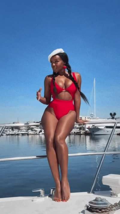 Janelle Monae, 40