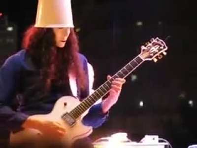 Buckethead soothsayer solo (daha başka gitar soloları da atabilirim istenirse)